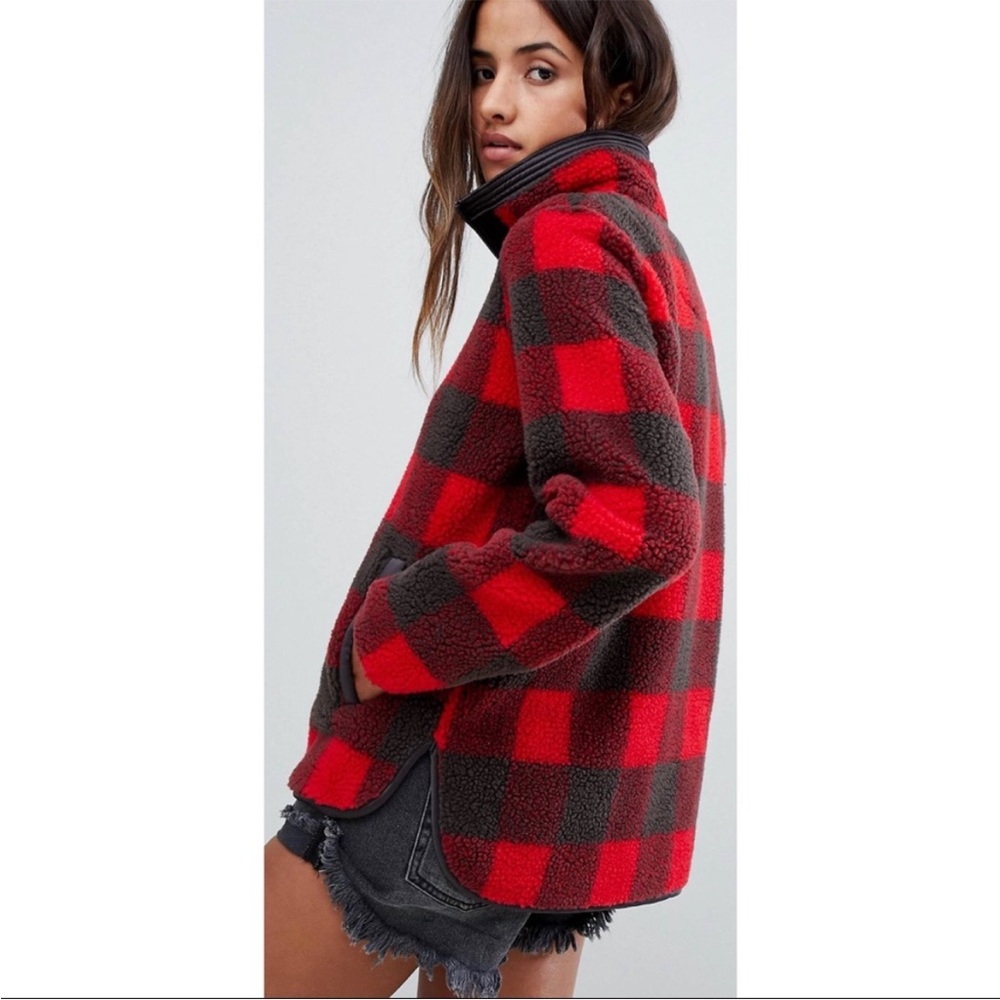 A&F Red Black Buffalo Check Teddy Pullover